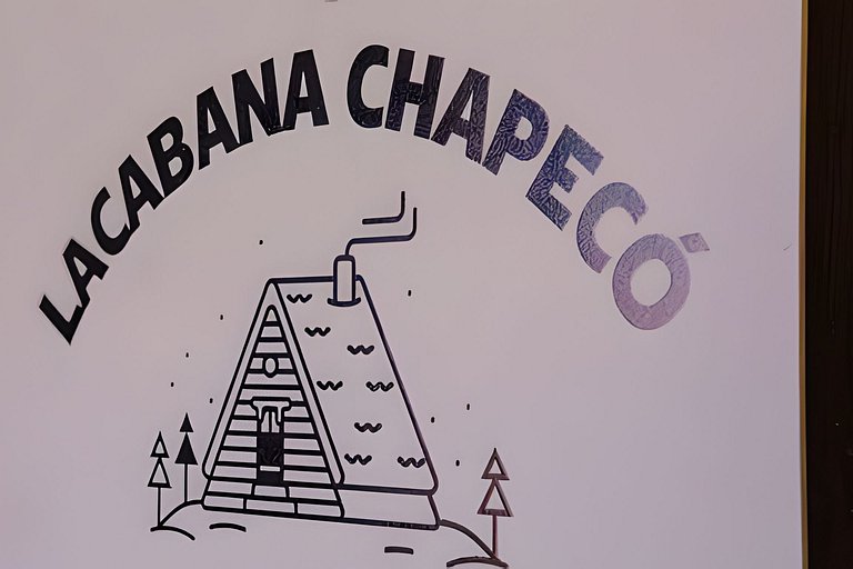 LaCabanaEco (Piscina e Lareira) em Chapecó
